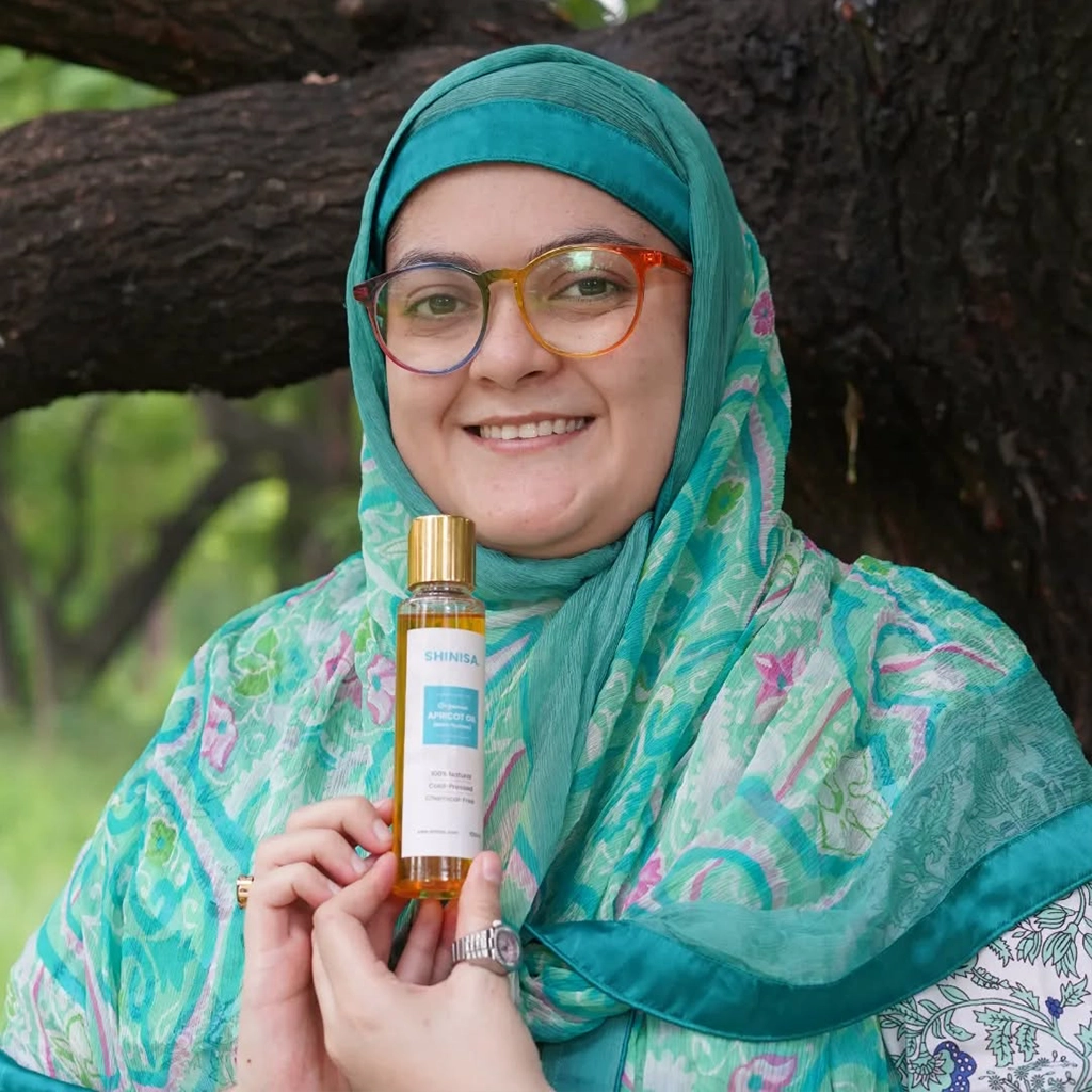 punjrush gilgiti baji presenting shinisa organic apricot oil
